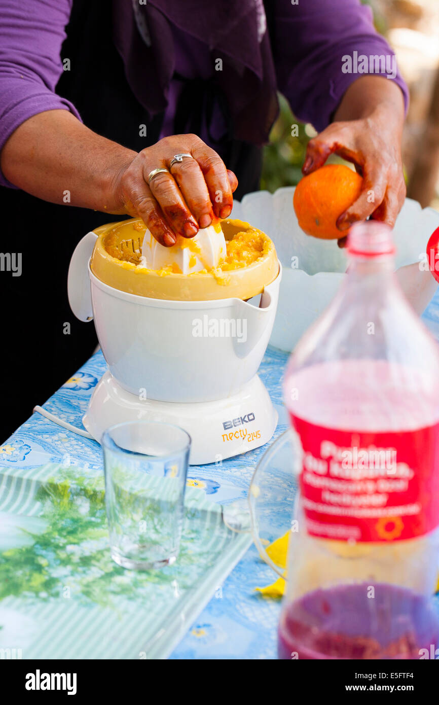 Refreshment Stand Stock Photos & Refreshment Stand Stock Images - Alamy