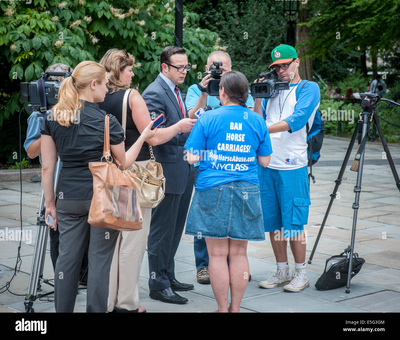 Animal rights conference hi-res stock photography and images - Alamy