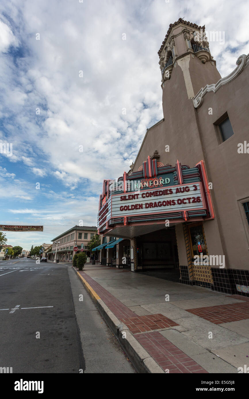 Vintage theater marquee hires stock photography and images Alamy
