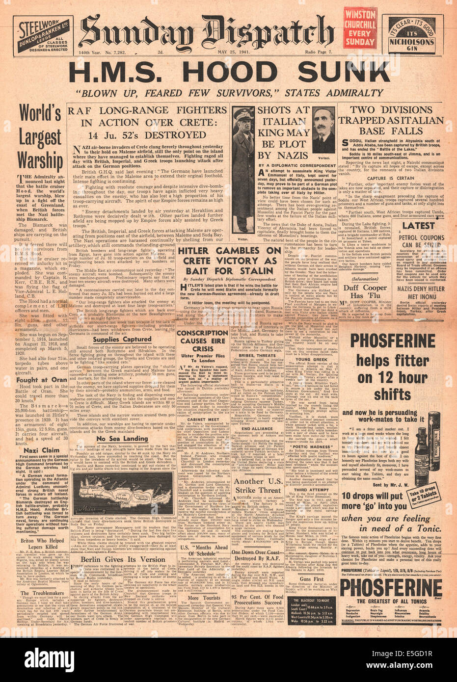 1941 Sunday Dispatch front page reporting British battleship HMS Hood sunk by German battleship Bismarck Stock Photo