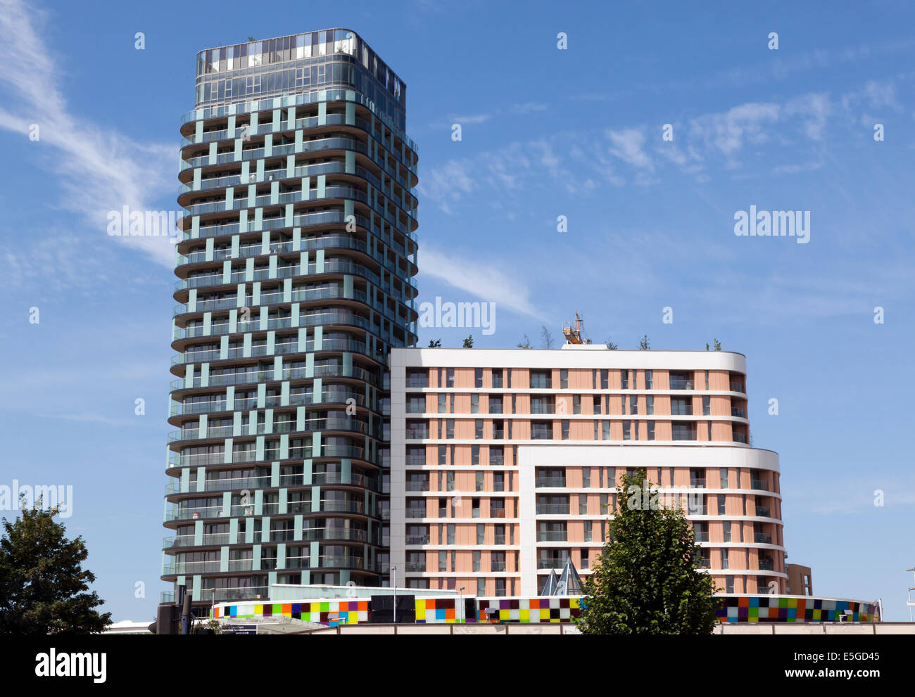 Barratt homes renaissance hi-res stock photography and images - Alamy