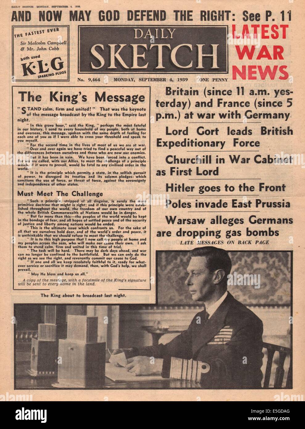 1939 Daily Sketch front page reporting Britain declares war on Germany Stock Photo