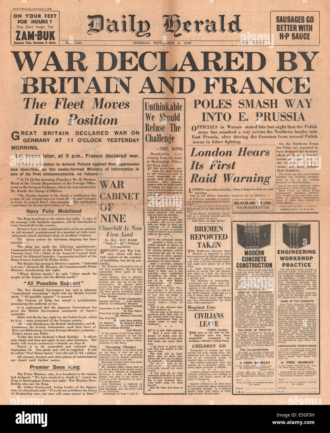 1939 Daily Herald front page reporting the declaration of war on Germany by Britain and France Stock Photo