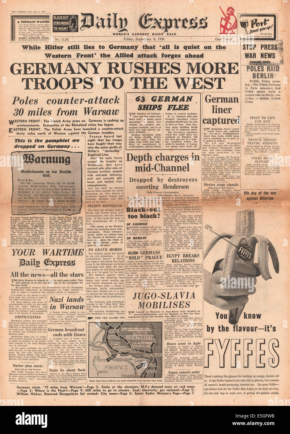 1939 Daily Express front page reporting German reinforcements sent to the western front to halt French Invasion Stock Photo