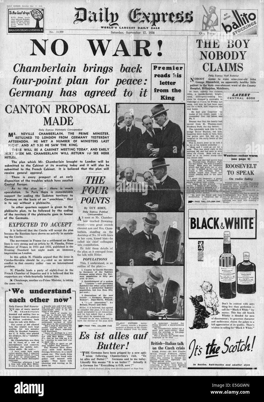 1938 Daily Express  front page reporting British Prime Minister Neville Chamberlain's peace talks with Adolf Hitler Stock Photo