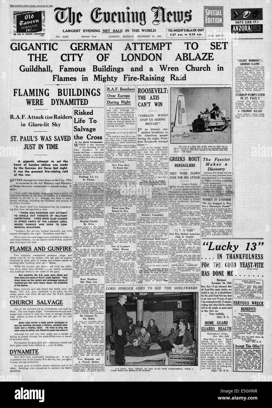 1940 Evening News (London) front page reporting Heavy Luftwaffe bombing raid on London during The Blitz Stock Photo