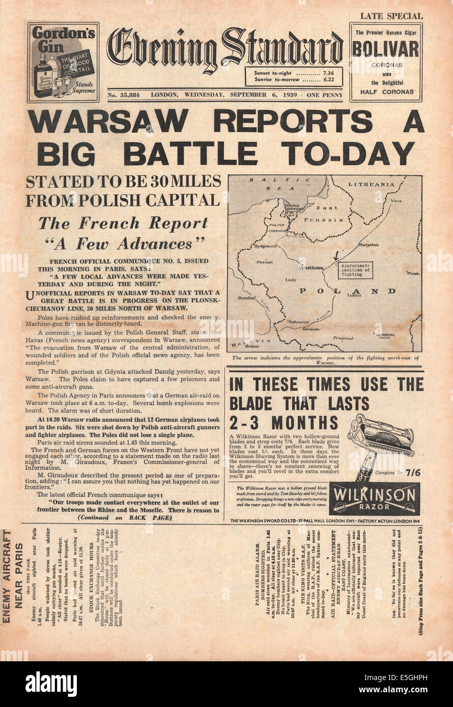 1939 Evening Standard (London) front page reporting battle for Warsaw between Polish and German forces Stock Photo