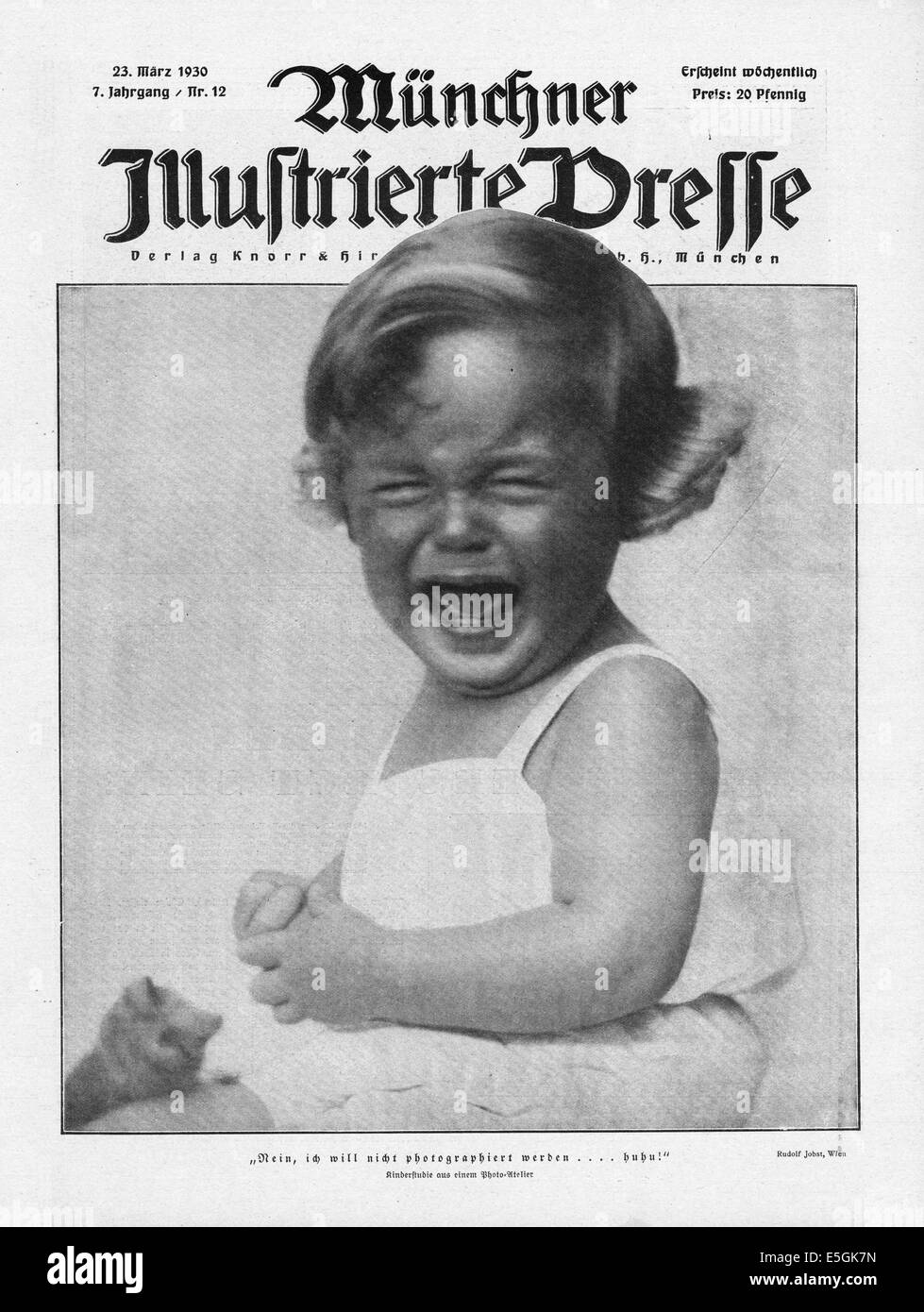 Boo hoo hoo crying baby Black and White Stock Photos & Images - Alamy