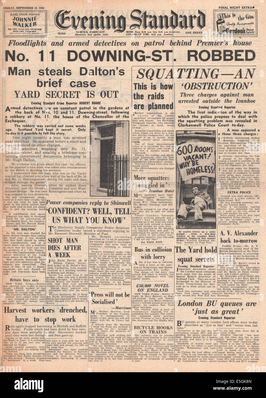 1943 Evening Standard (London) front page reporting No.11 Downing Street robbed Stock Photo