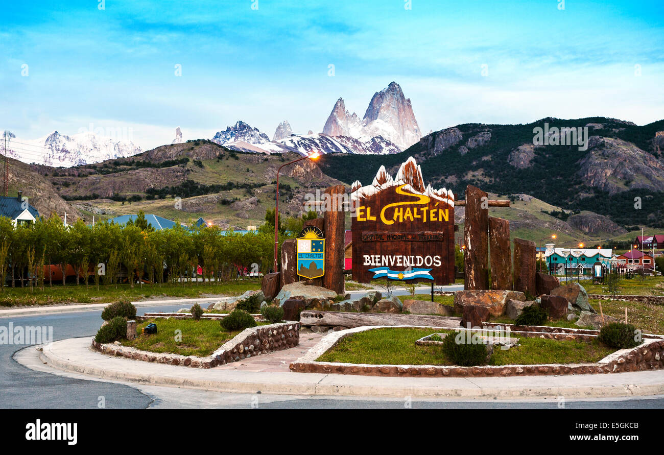 Welcome to El Chalten village sign. Fitz Roy mountain range in the background, Argentina. Stock Photo