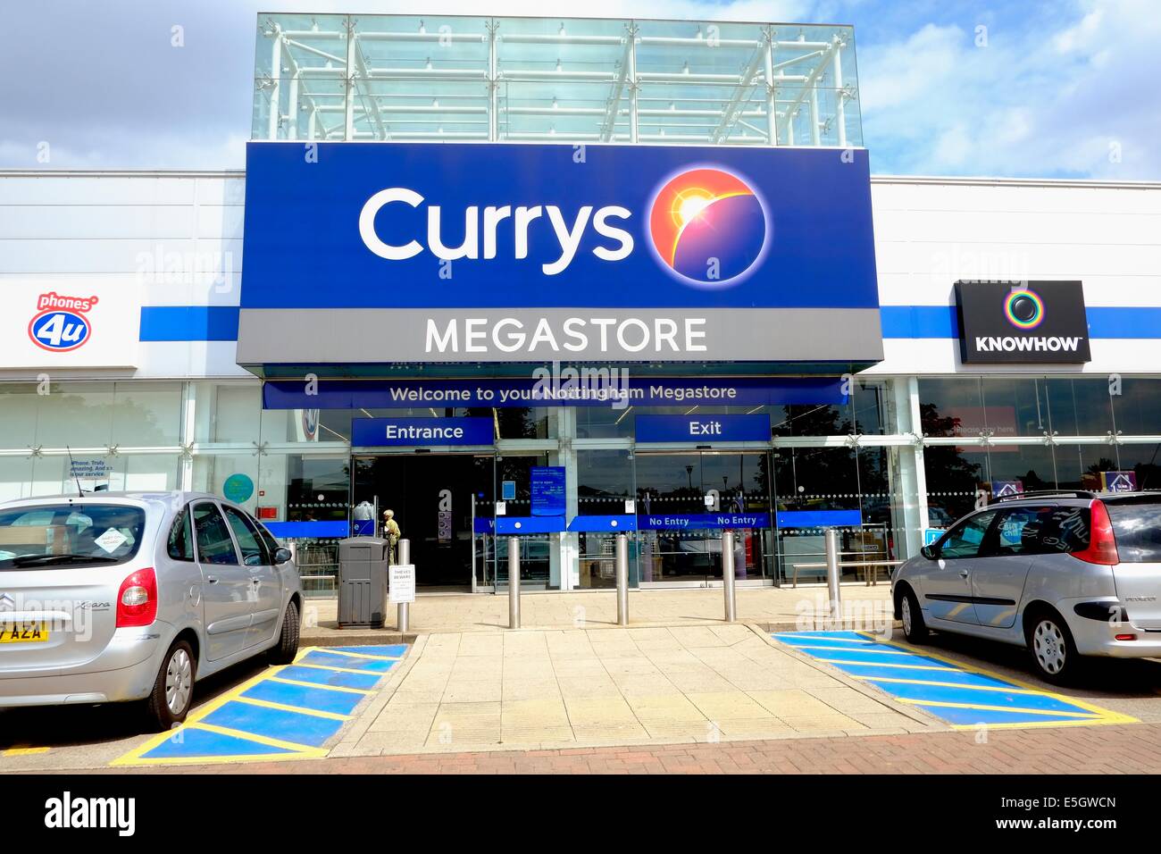 Currys retailer hires stock photography and images Alamy