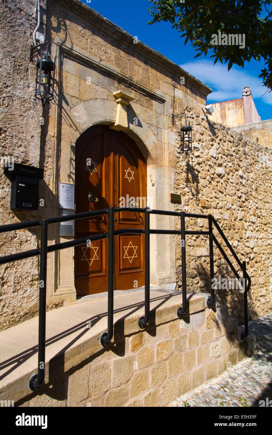 kahal-shalom-jewish-museum-and-synagogue-old-town-rhodes-town