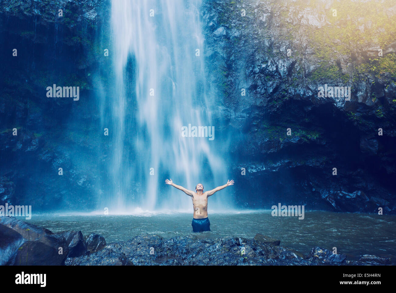 Large Waterfall Base Man base large waterfall hi-res stock photography and images - Alamy