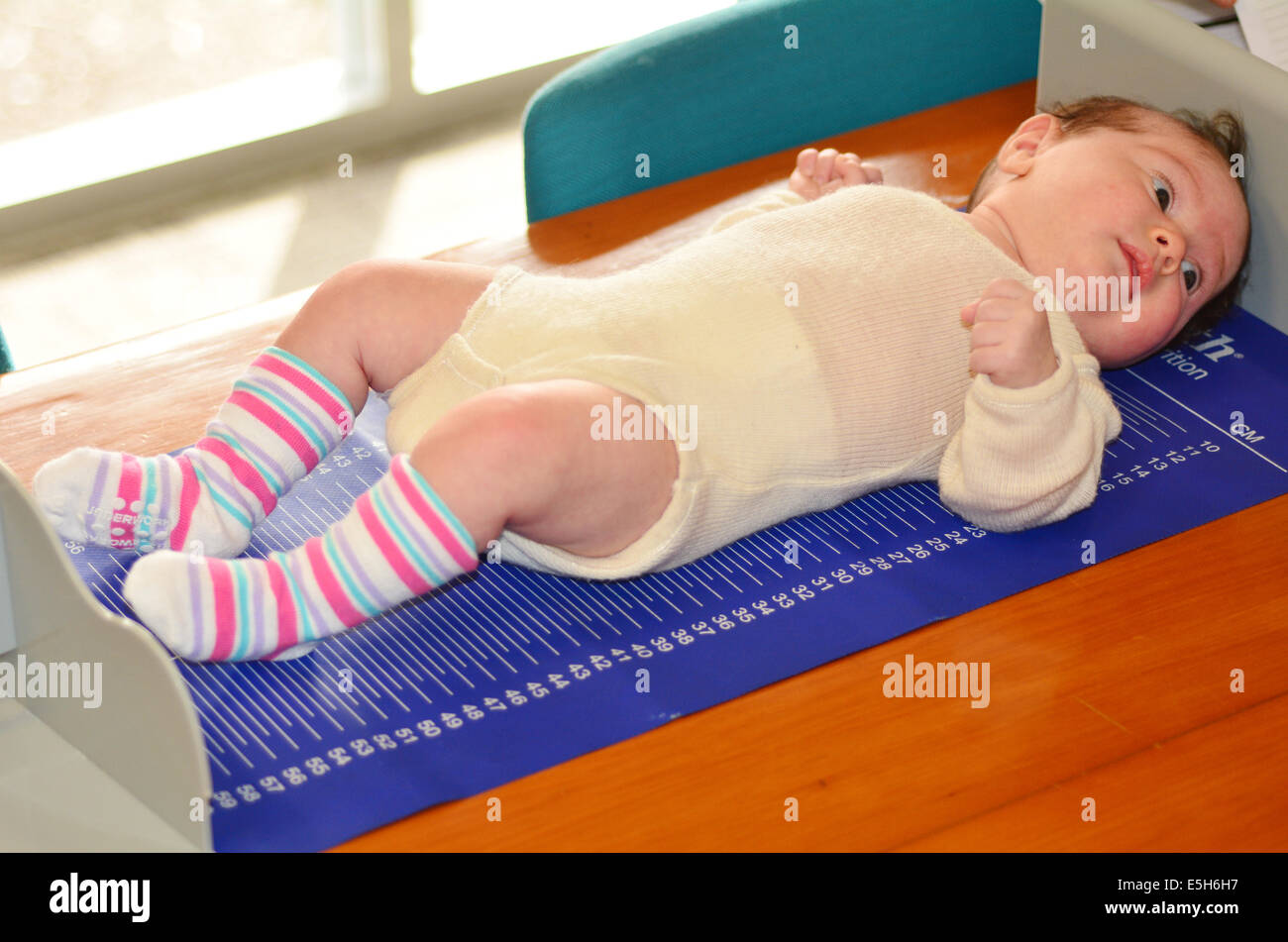 Measure Height Kid High Resolution Stock Photography and Images Alamy