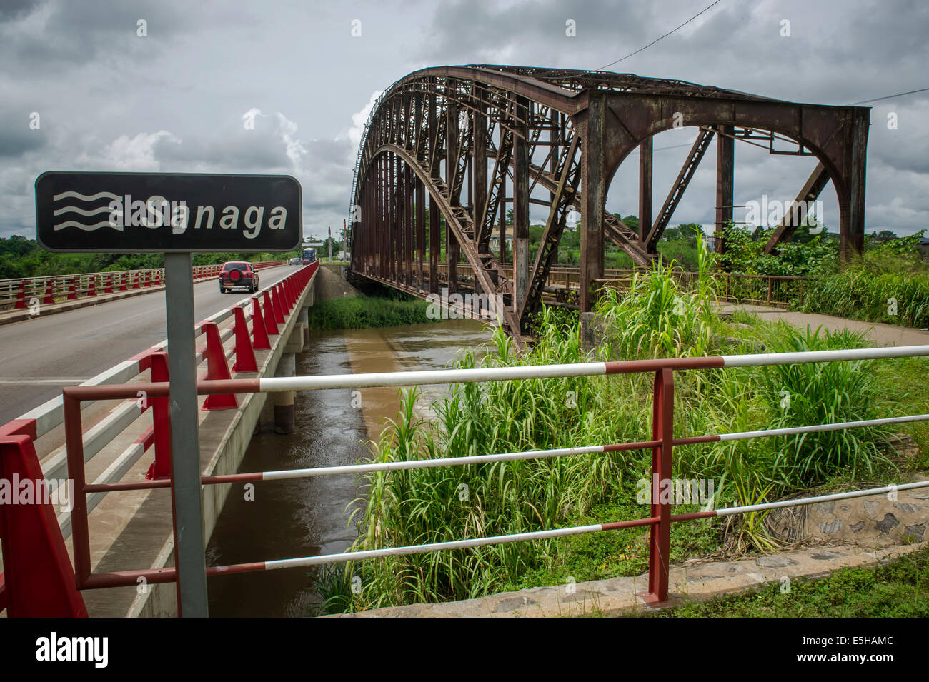 Arched Road Bridge High Resolution Stock Photography and Images - Alamy
