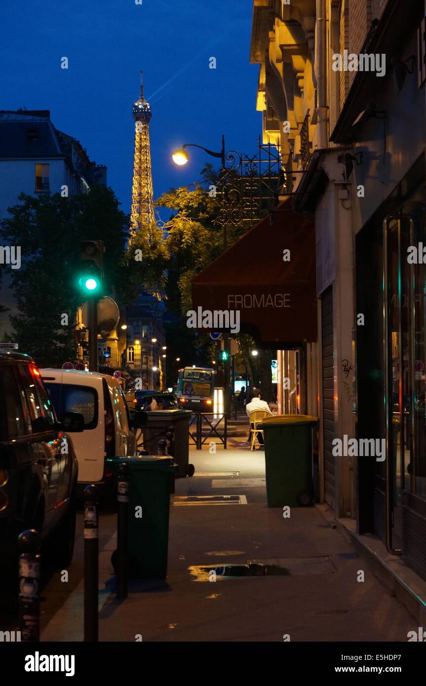 Paris Street By Night Cheese Shop Fromage One Side Rear View Of Cars In Front Other Side With Eiffel Tower Lit Up In The Back Stock Photo Alamy Paris Street By Night Cheese Shop Fromage One Side Rear View Of Cars In Front Other Side With Eiffel Tower Lit Up In The Back Stock Photo Alamy