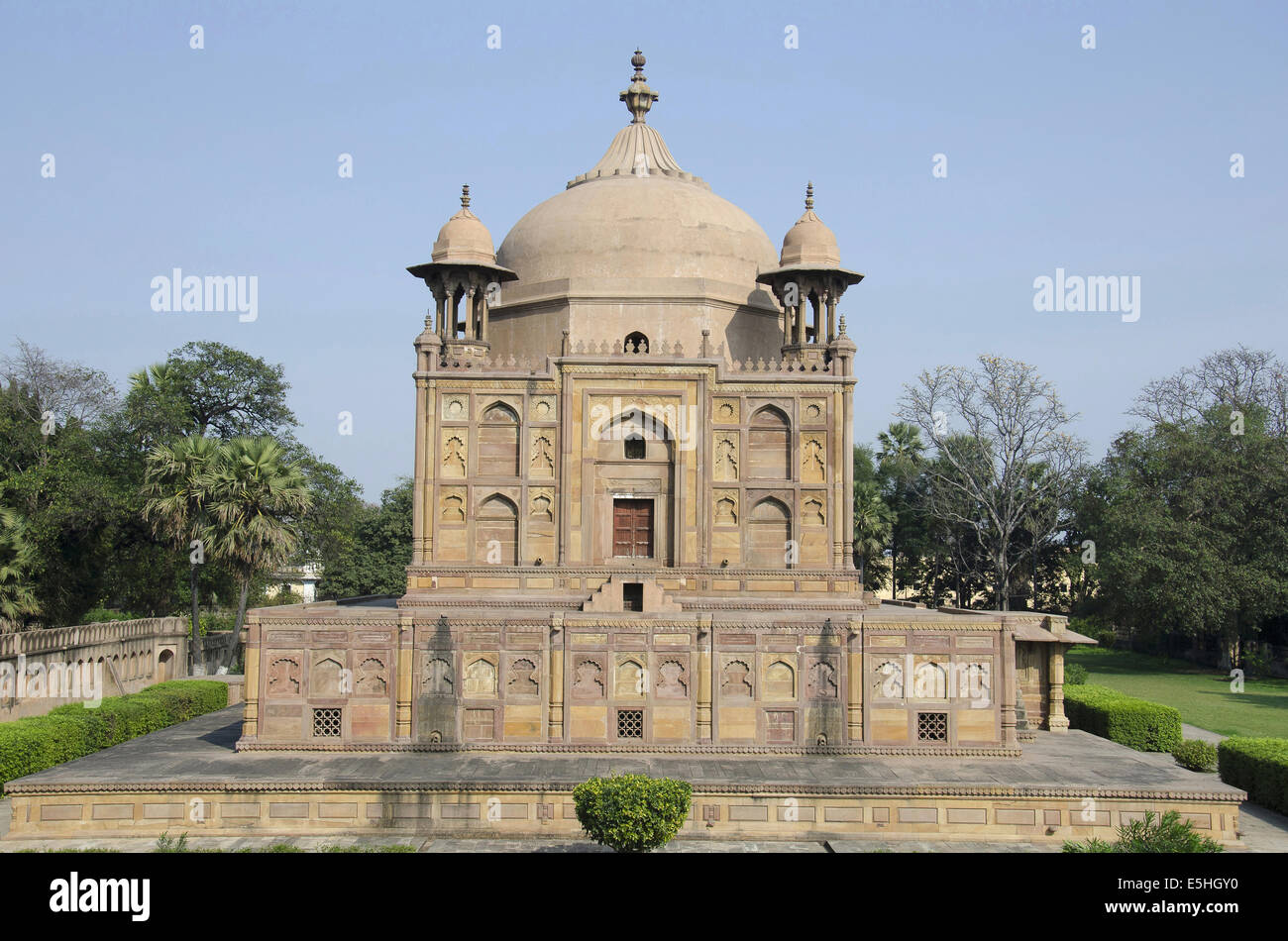 Khusro Bagh Tomb At Prayagraj Hi-res Stock Photography And Images - Alamy