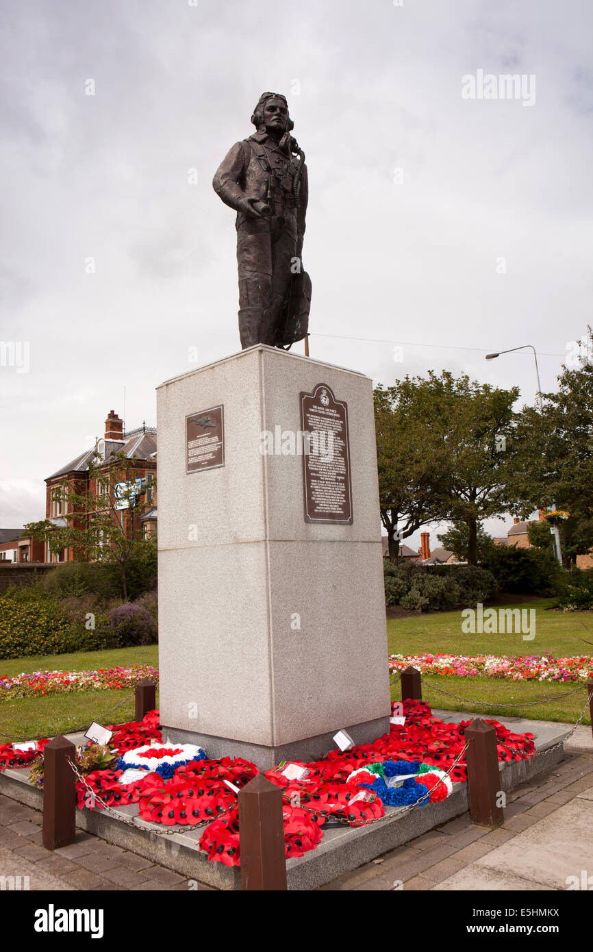 UK, England, Lincolnshire, Cleethorpes, Pier Gardens, wreaths at Lincolnshire RAF Bomber Command North Coastes Strike Wing Memor Stock Photo
