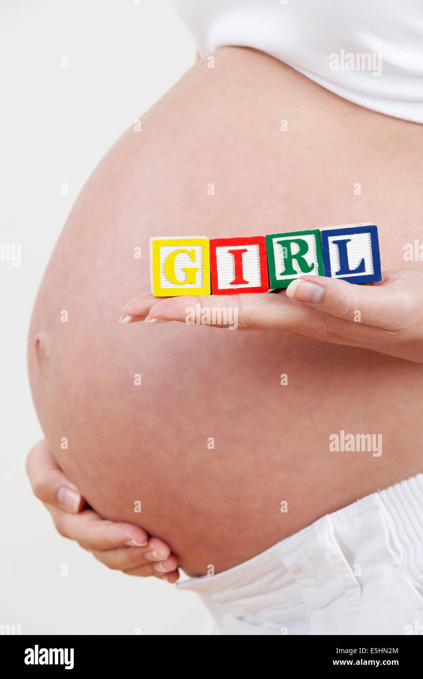 Spelling blocks hi-res stock photography and images - Alamy