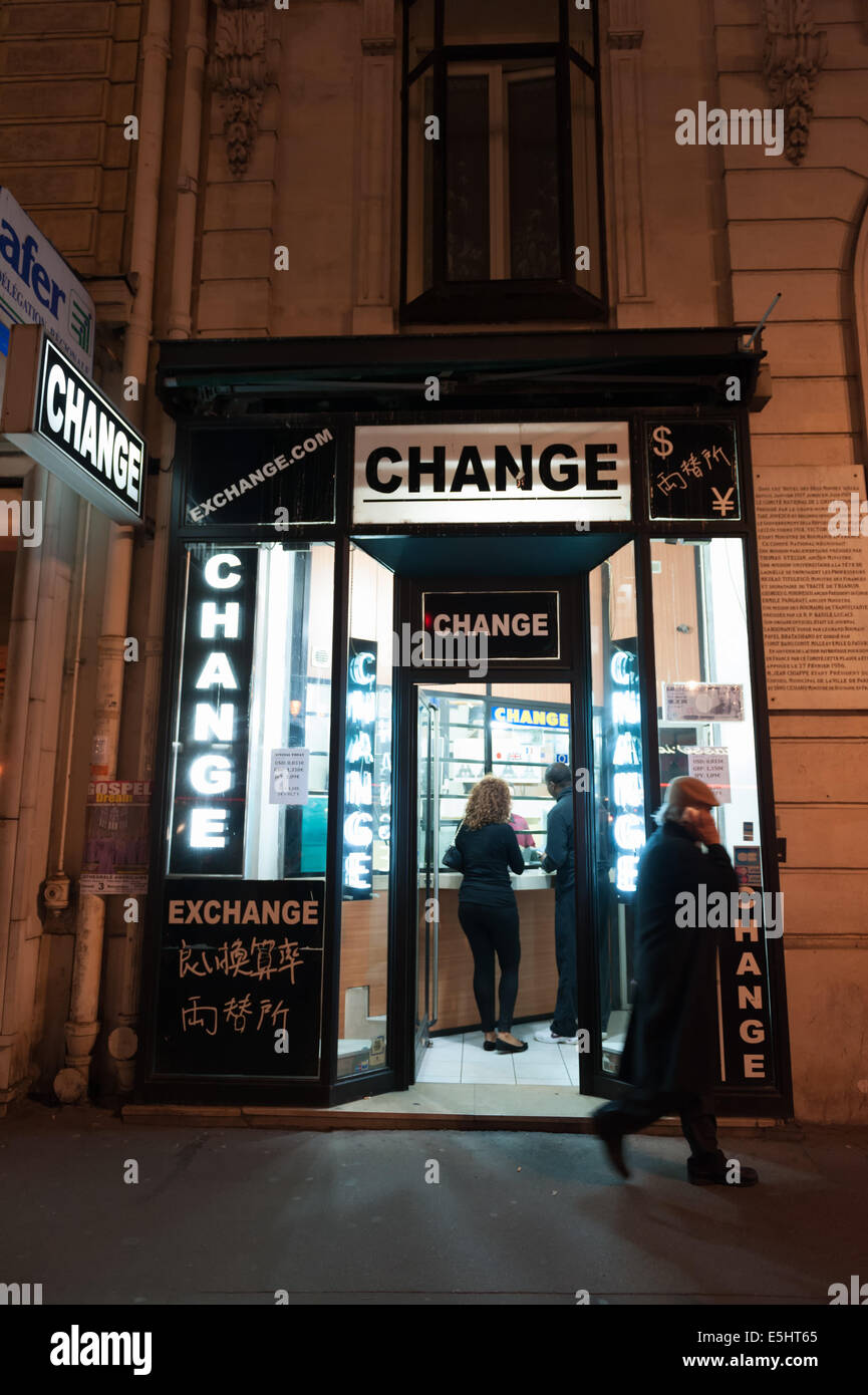 Bureau de change exchange hi-res stock photography and images - Alamy