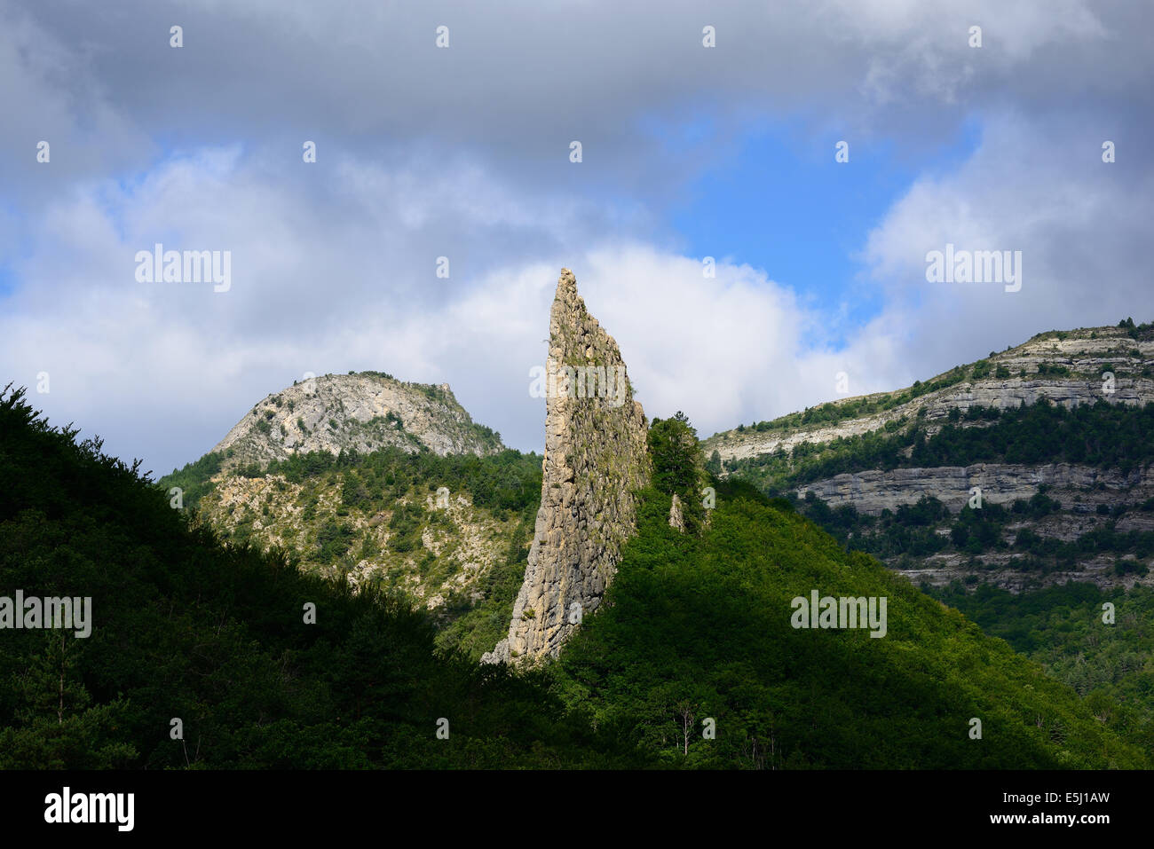 Sharp narrow limestone spur. Lame de Facibelle, La Robine-sur-Galabre, Alpes-de-Haute-Provence, France. Stock Photo