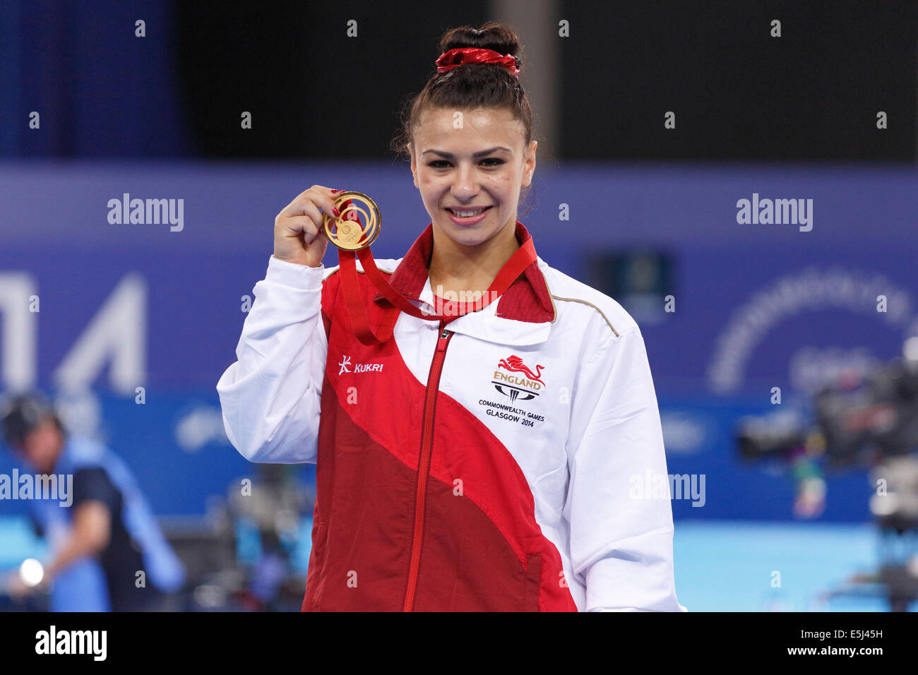 SSE Hydro, Glasgow, Scotland, UK, Friday, 1st August, 2014. Glasgow 2014 Commonwealth Games, Women’s Artistic Gymnastics Individual Floor Final, Medal Ceremony. Claudia Fragapane, England, Gold Stock Photo