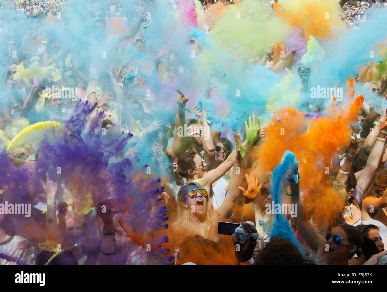 holi one festival wembley line up