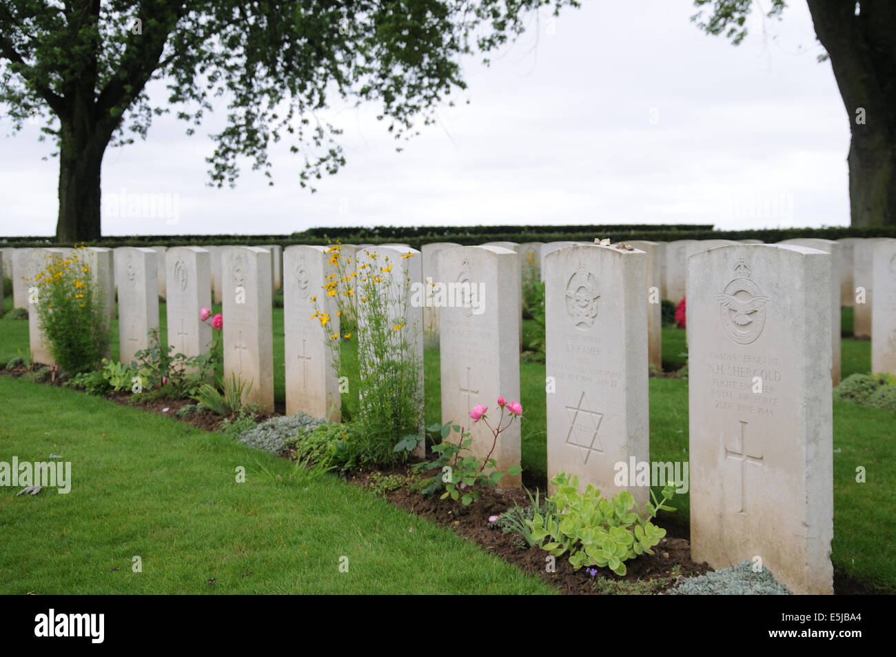 London Cemetery and Extension. Highwood, Longueval Stock Photo