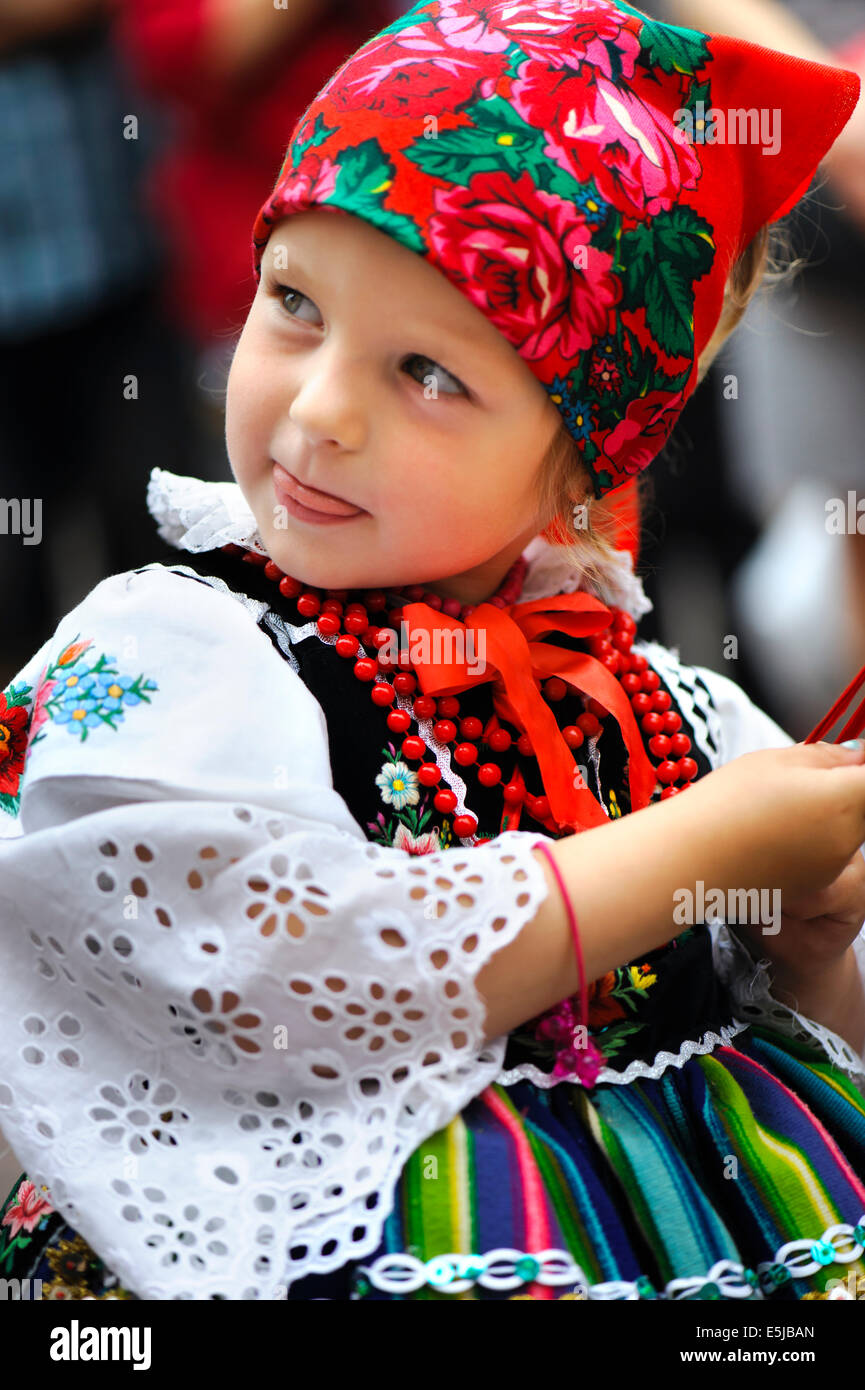 What does a typical polish girl look like