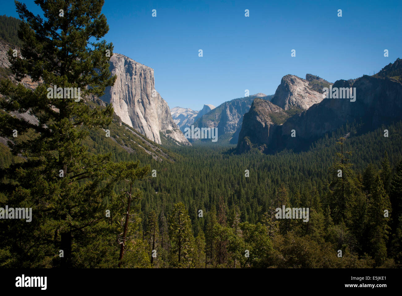 Inspiration point yosemite national park hi-res stock photography and ...