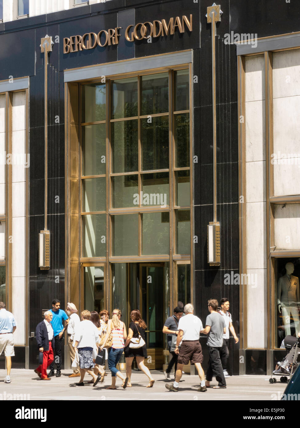 The Bergdorf Goodman department store in New York – Stock