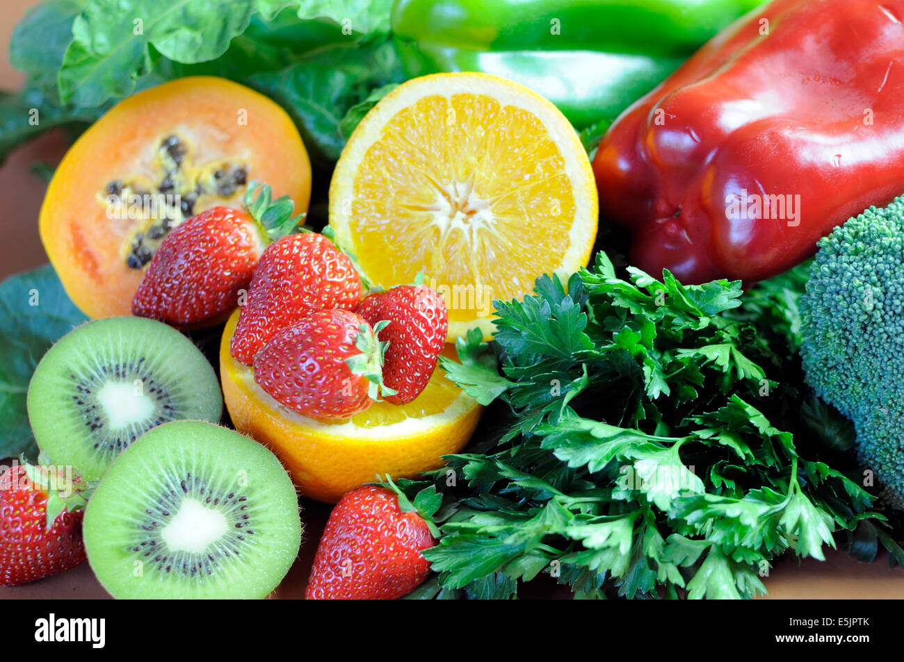 Sources of Vitamin C oranges, strawberries, red and green capsicum
