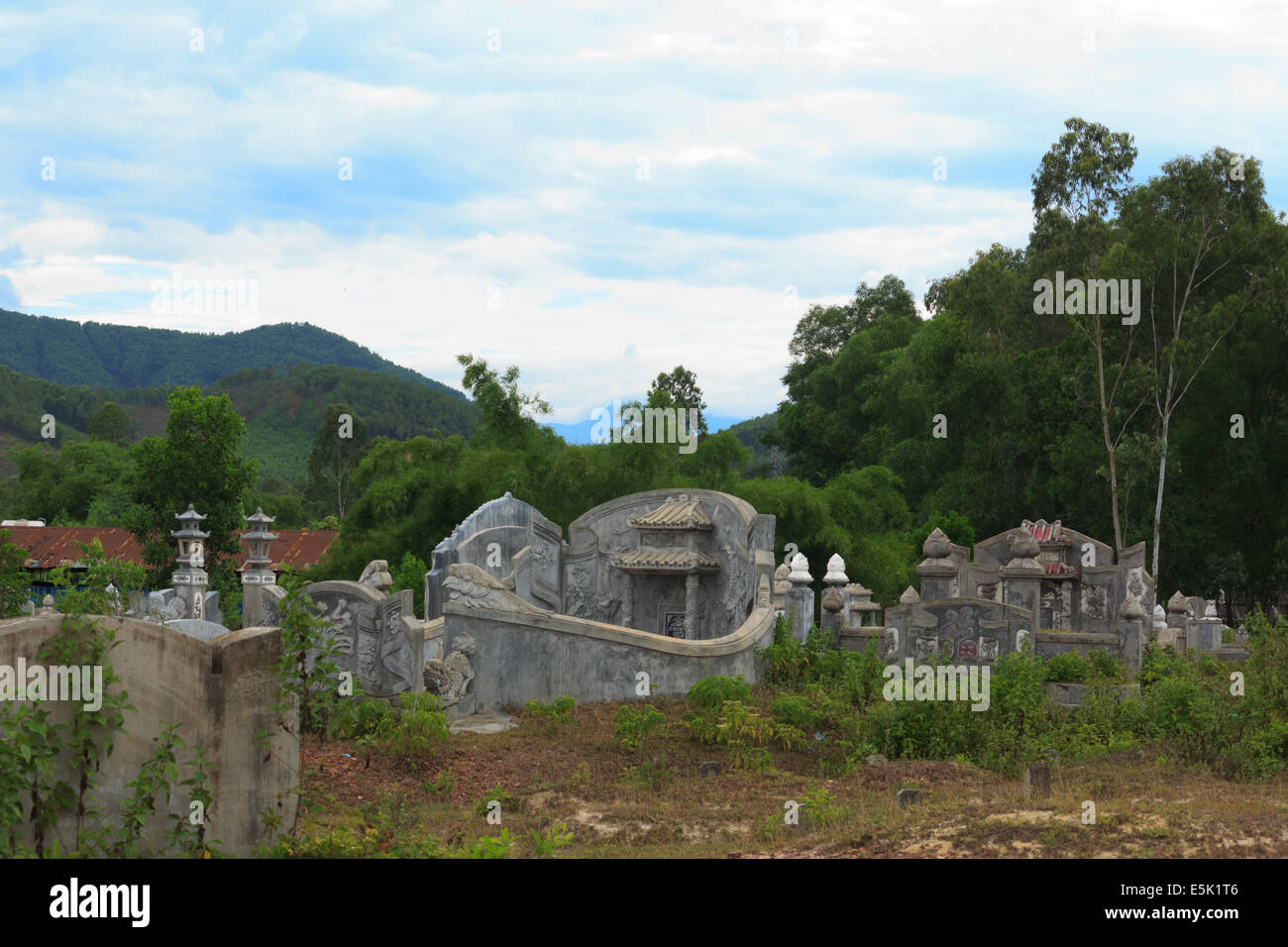 Death funeral cemetery hi-res stock photography and images - Alamy