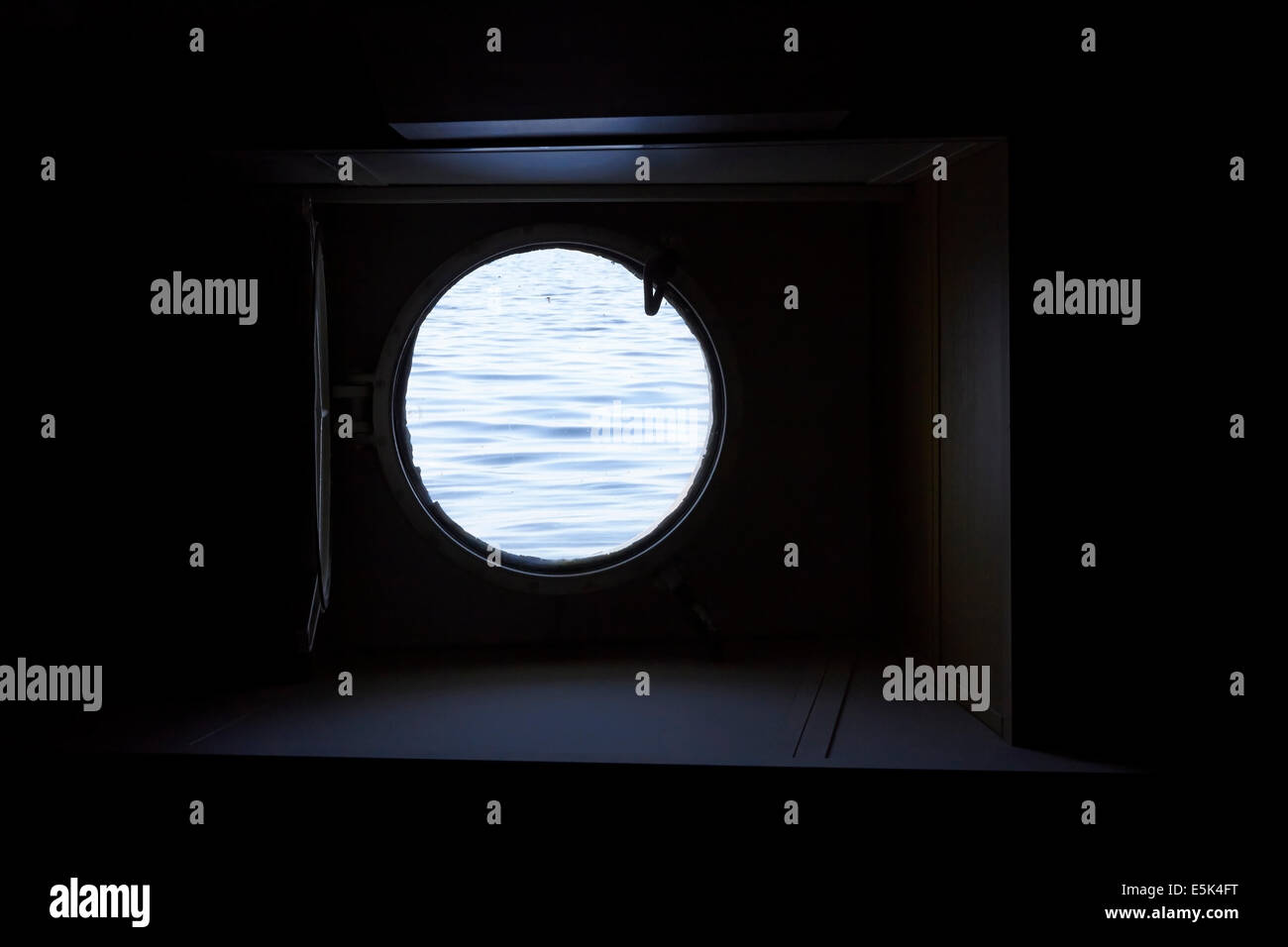 ship porthole Stock Photo Alamy