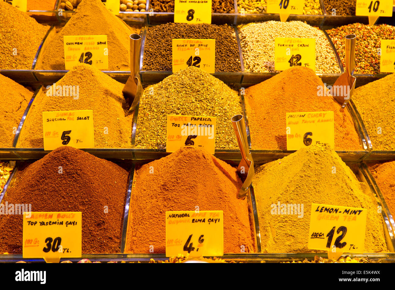 Spices in Spice Bazaar, Istanbul Stock Photo Alamy