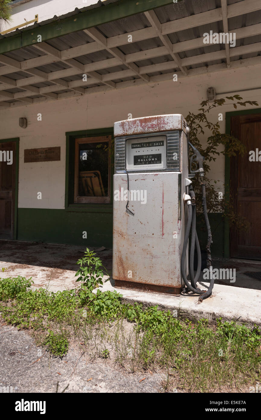 Old Relic gas station building located in Otter Creek, Florida Stock