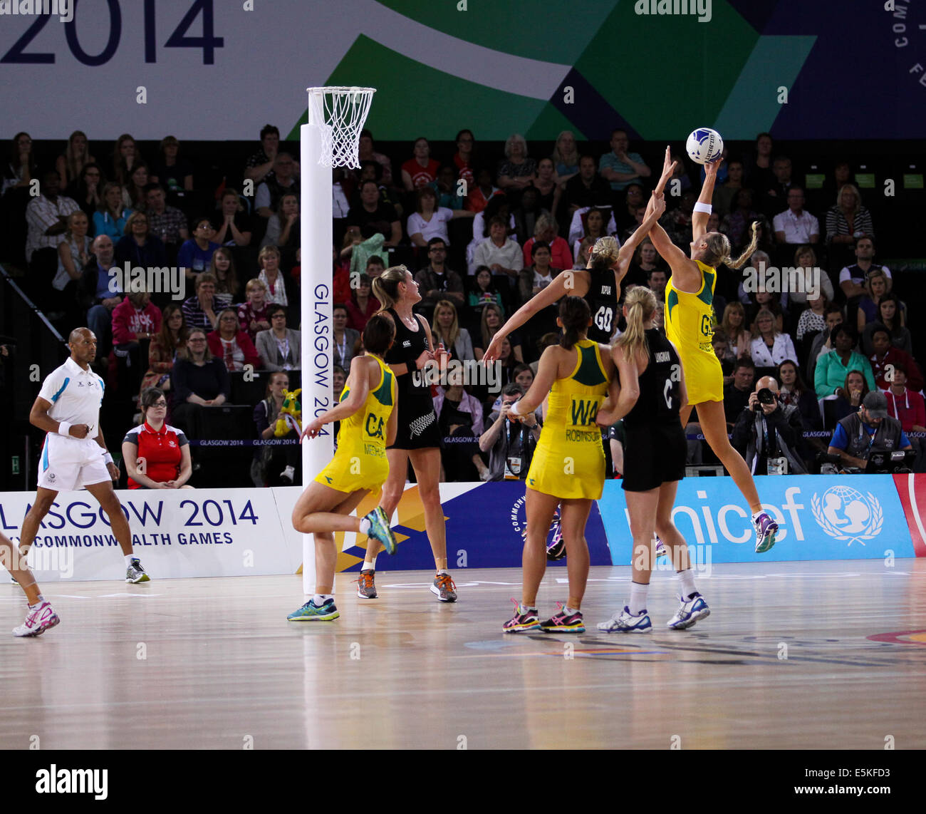 SSE Hydro Glasgow Scotland 3 August 2014. Commonwealth Games Glasgow Day 11. Netball final Aus v NZL.  Australia take gold by 58 goals to 40. Stock Photo