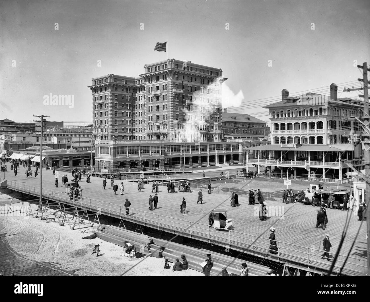The Chalfonte and the boardwalk, Atlantic City, New Jersey, circa 1915 Stock Photo Alamy