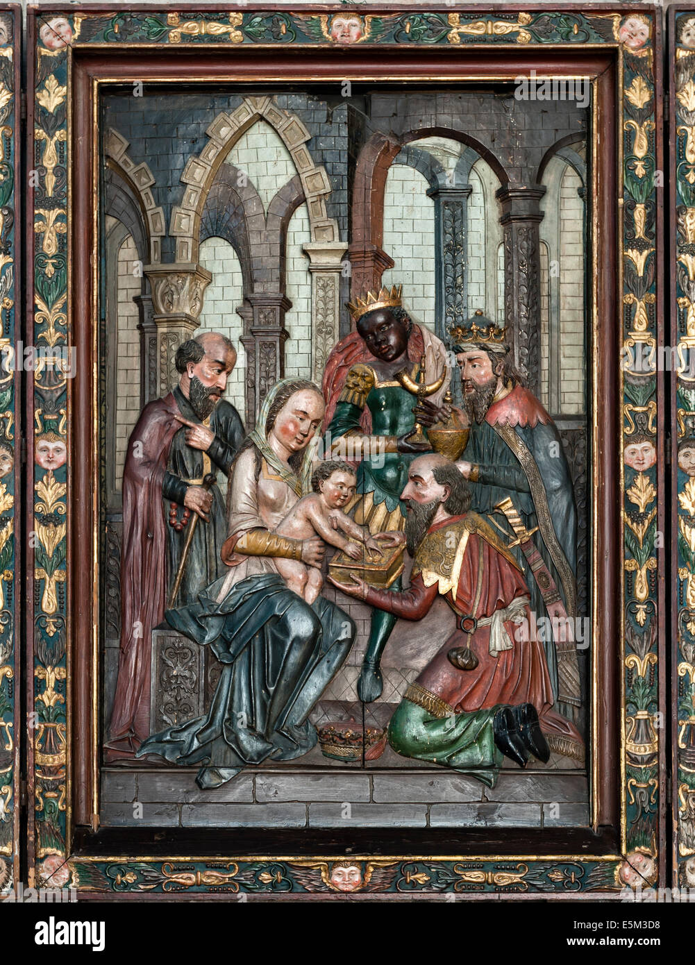 Hereford Cathedral, UK. The Adoration of the Magi, the centrepiece of a German triptych in carved and painted wood, dating from 1530 Stock Photo