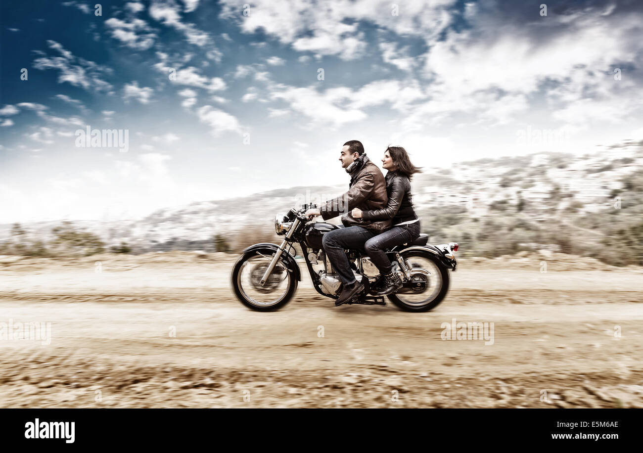 Bike ride hotsell couple photography