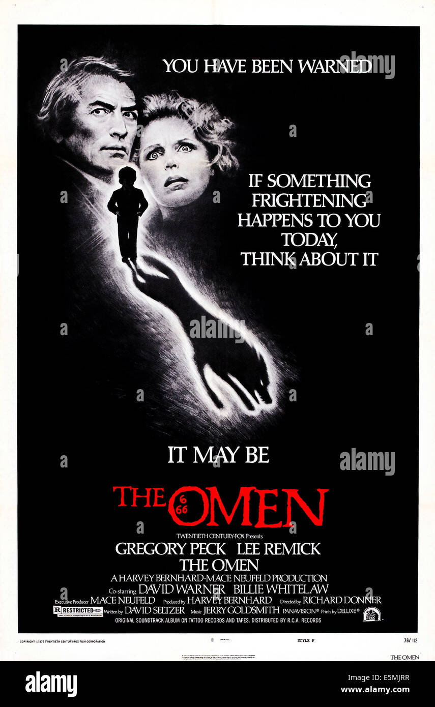 THE OMEN, US poster art, from left, Gregory Peck, Lee Remick, 1976, TM and Copyright ©20th Century Fox Film Corp. All rights Stock Photo