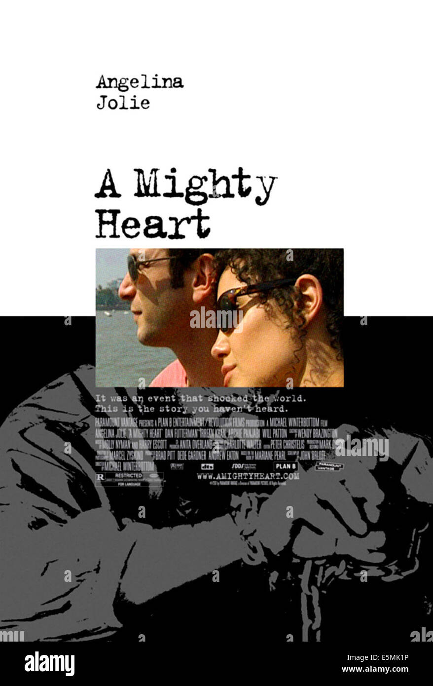 A MIGHTY HEART, Dan Futterman as Daniel Pearl, Angelina Jolie as Mariane Pearl, 2007. ©Paramount Vantage/courtesy Everett Stock Photo