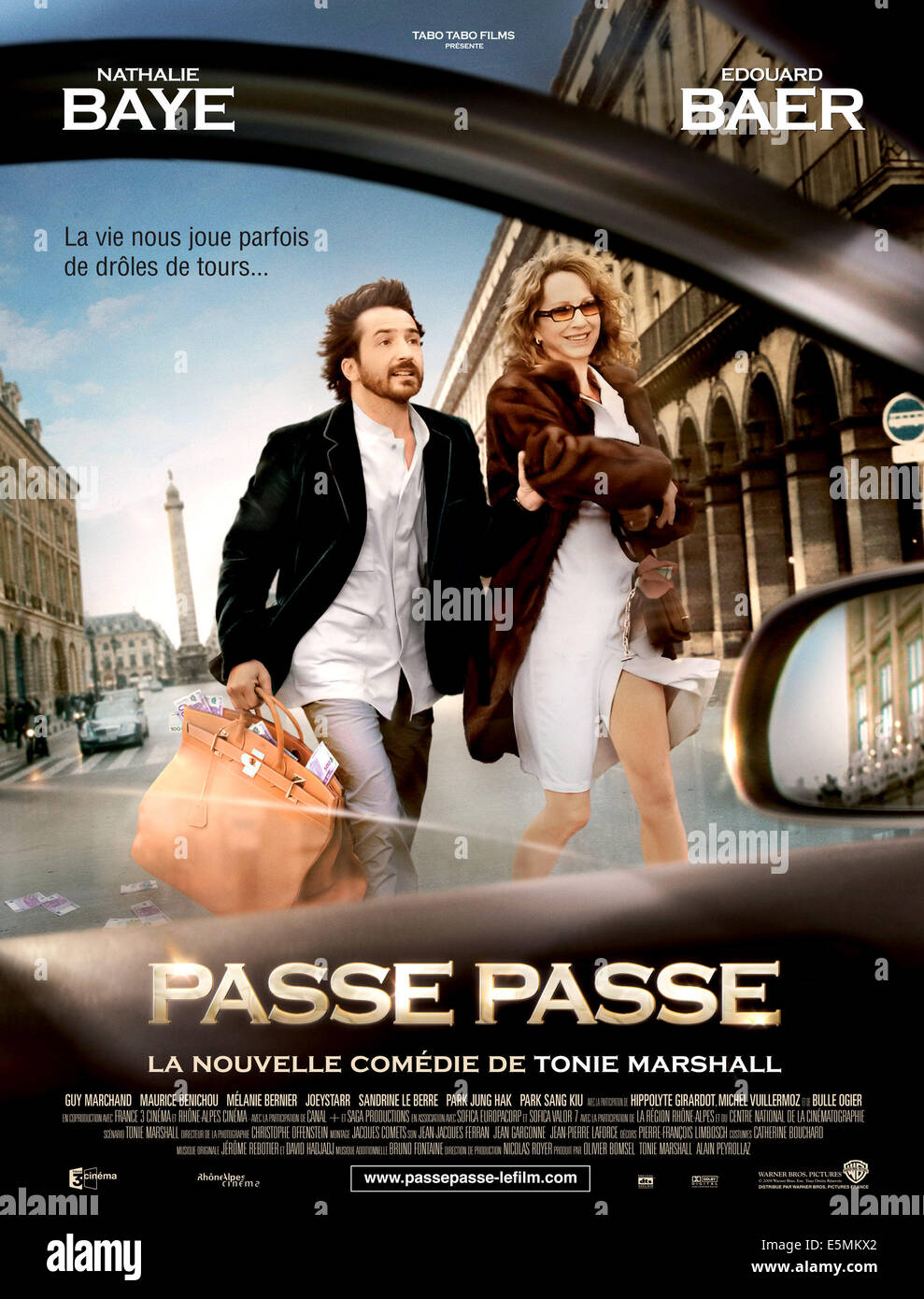PASSE-PASSE, (aka OFF AND RUNNING), Edouard Baer,  Nathalie Baye, 2008. Stock Photo