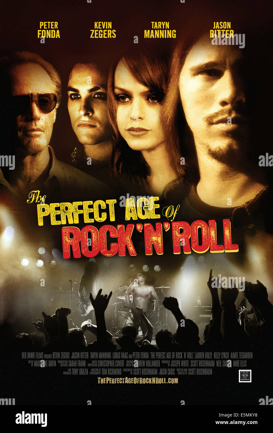 THE PERFECT AGE OF ROCK 'N' ROLL, from left: Peter Fonda, Kevin Zegers, Taryn Manning, Jason Ritter on US poster art, 2009, Stock Photo