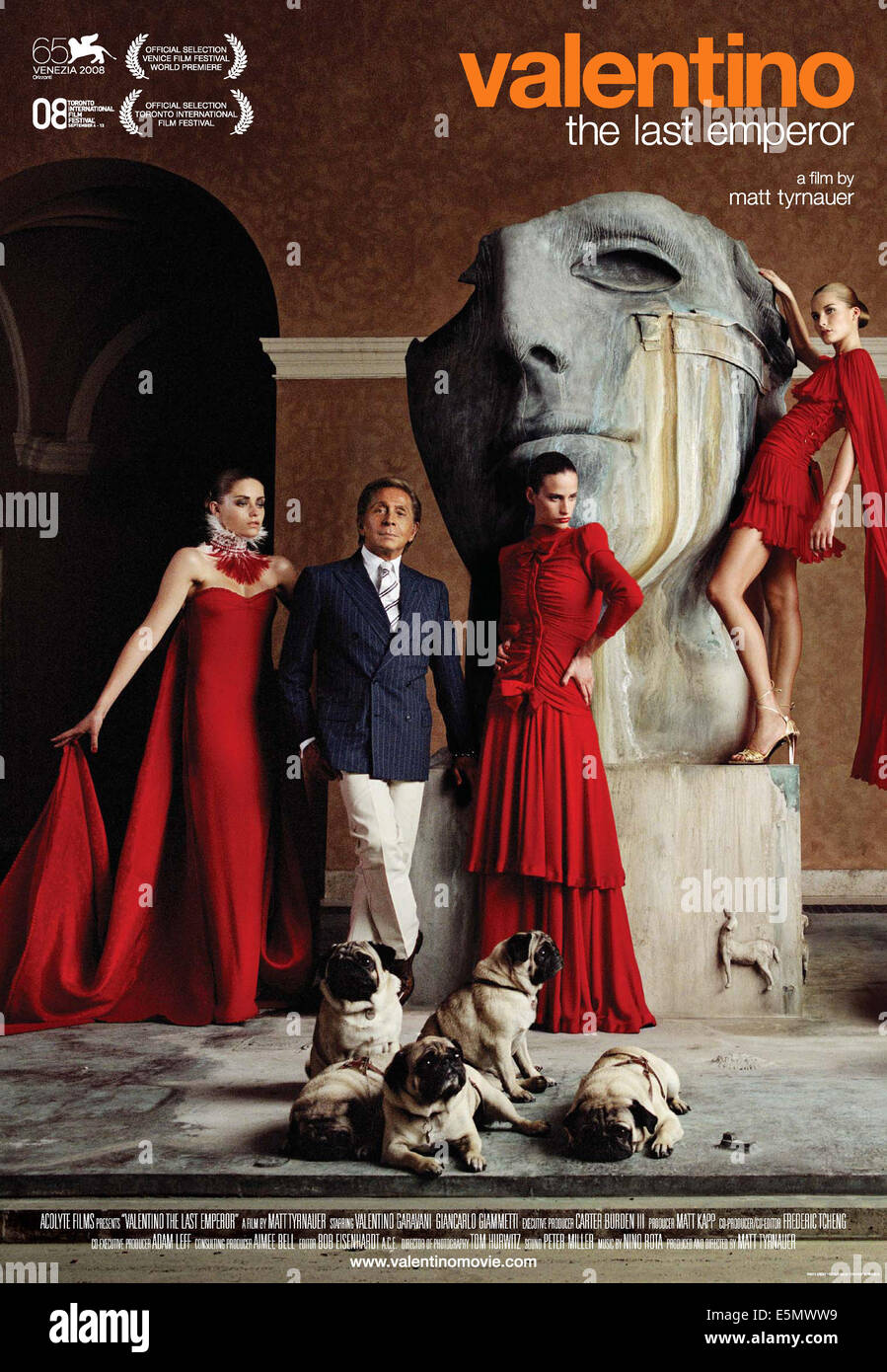VALENTINO: THE EMPEROR, Valentino Garavani (second from left), 2008. ©Truly Indie/Courtesy Everett Collection Stock Photo - Alamy