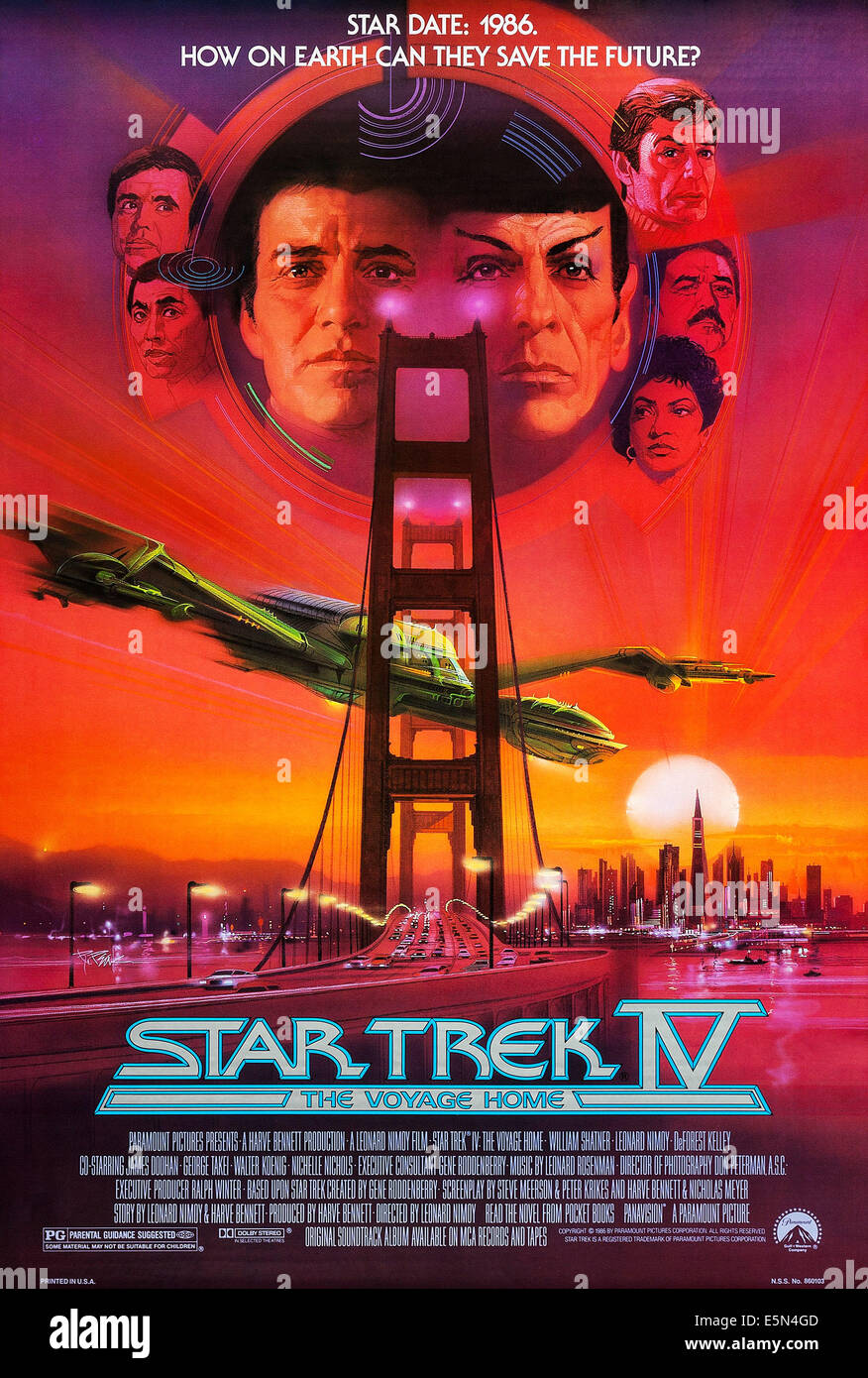 STAR TREK IV: THE VOYAGE HOME, US poster, left from top: Walter Koenig, George Takei, center from left: William Shatner, Stock Photo