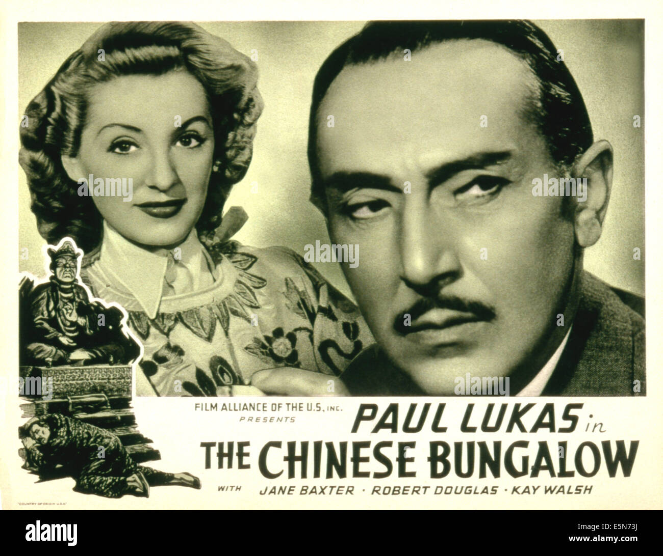 THE CHINESE BUNGALOW (aka, THE CHINESE DEN), from left: Jane Baxter, Paul Lukas, 1940 Stock Photo