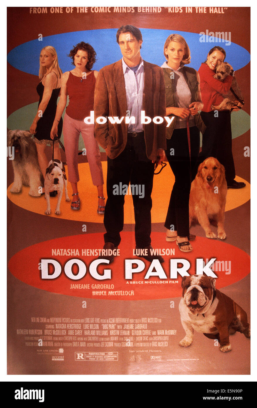 DOG PARK, from left: Kristin Lehman, Kathleen Robertson, Luke Wilson, Natasha Henstridge, Janeane Garofalo, 1998, © New Stock Photo