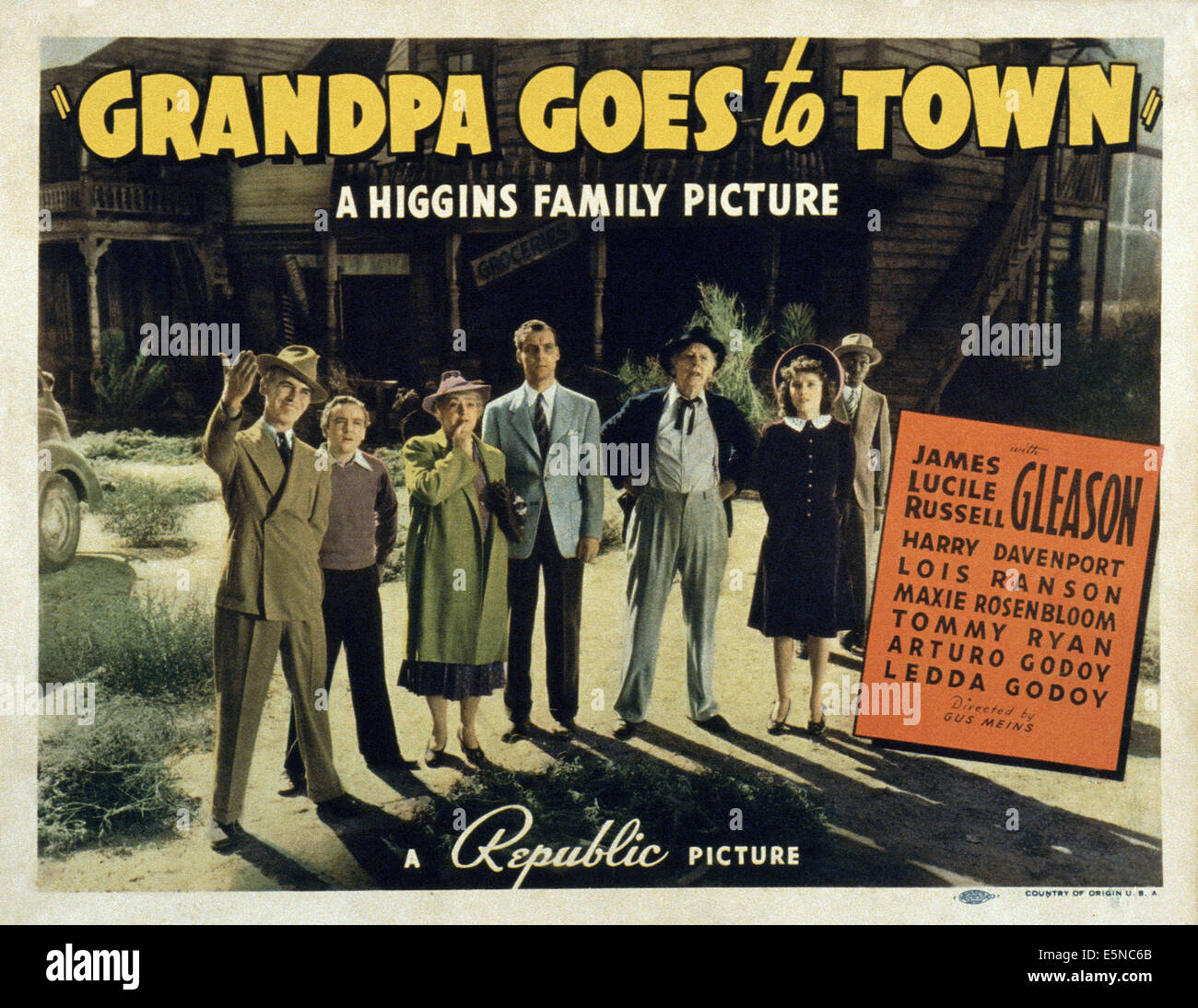 GRANDPA GOES TO TOWN, from left: James Gleason, Tommy Ryan, Lucille Gleason, Russell Gleason, Harry Davenport, Lois Ranson, 1940 Stock Photo