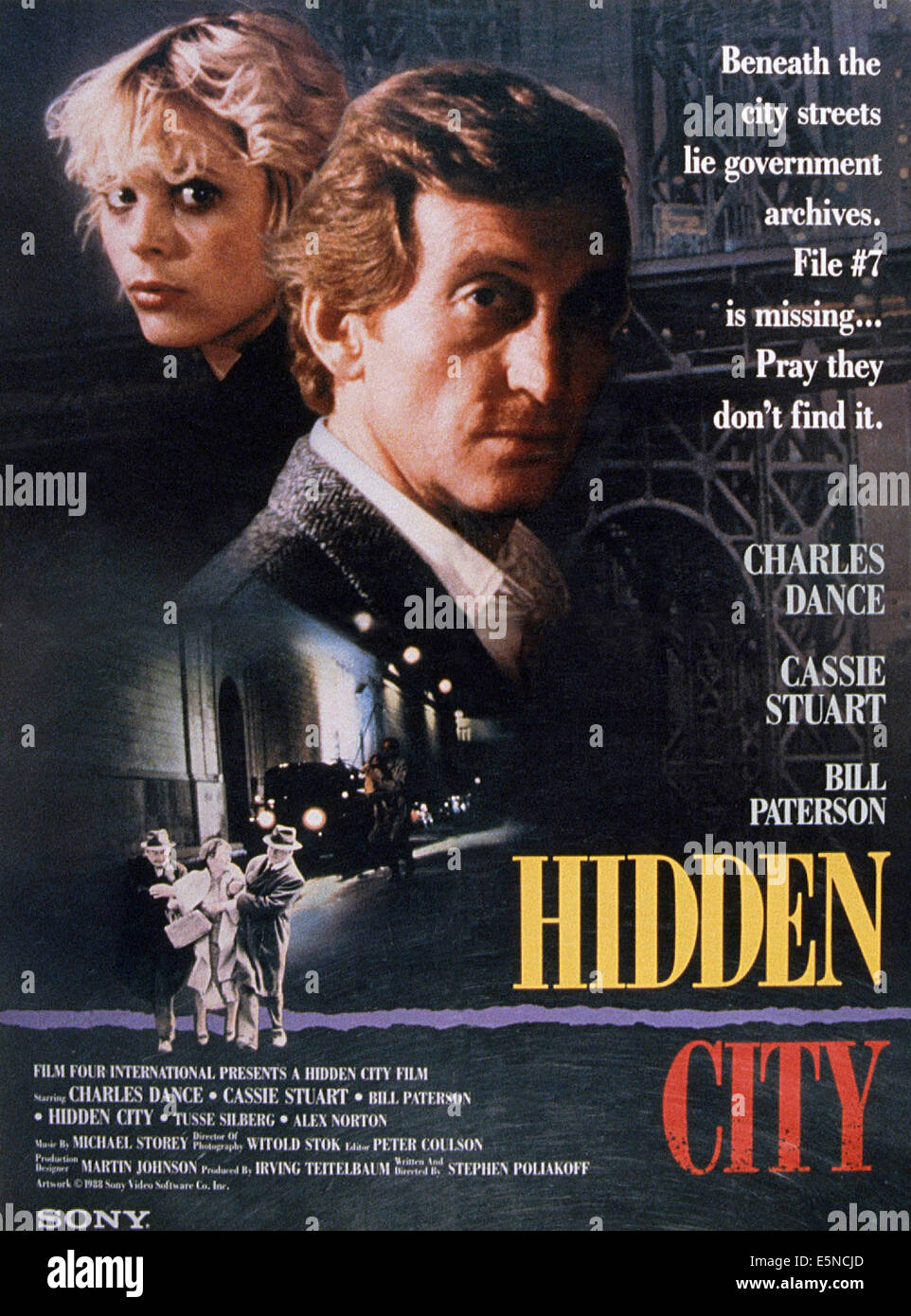 HIDDEN CITY, from left: Cassie Stuart, Charles Dance, 1987, © The Other Cinema/courtesy Everett Collection Stock Photo